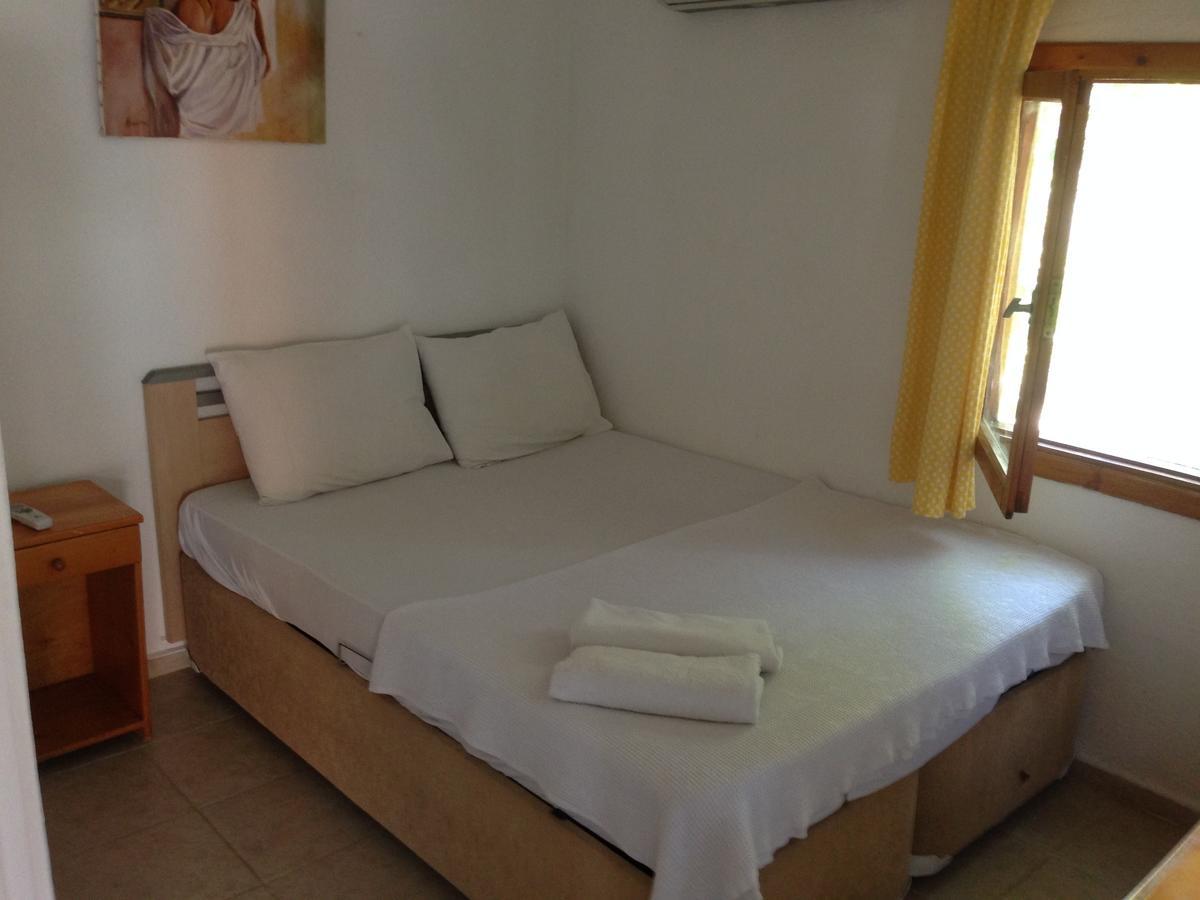 Ferah Hostel Monica'S Place Fethiye Pokoj fotografie
