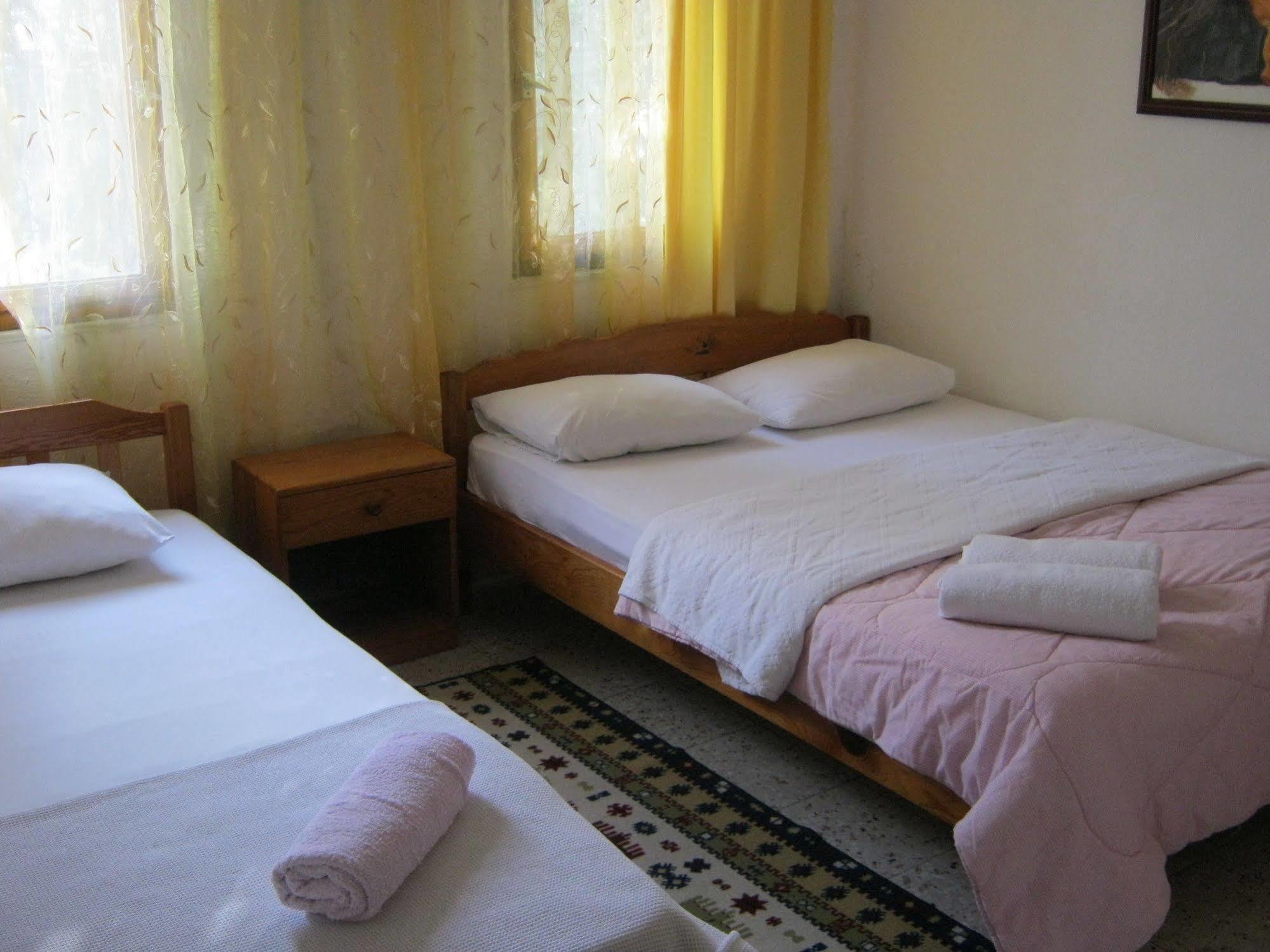 Ferah Hostel Monica'S Place Fethiye Exteriér fotografie